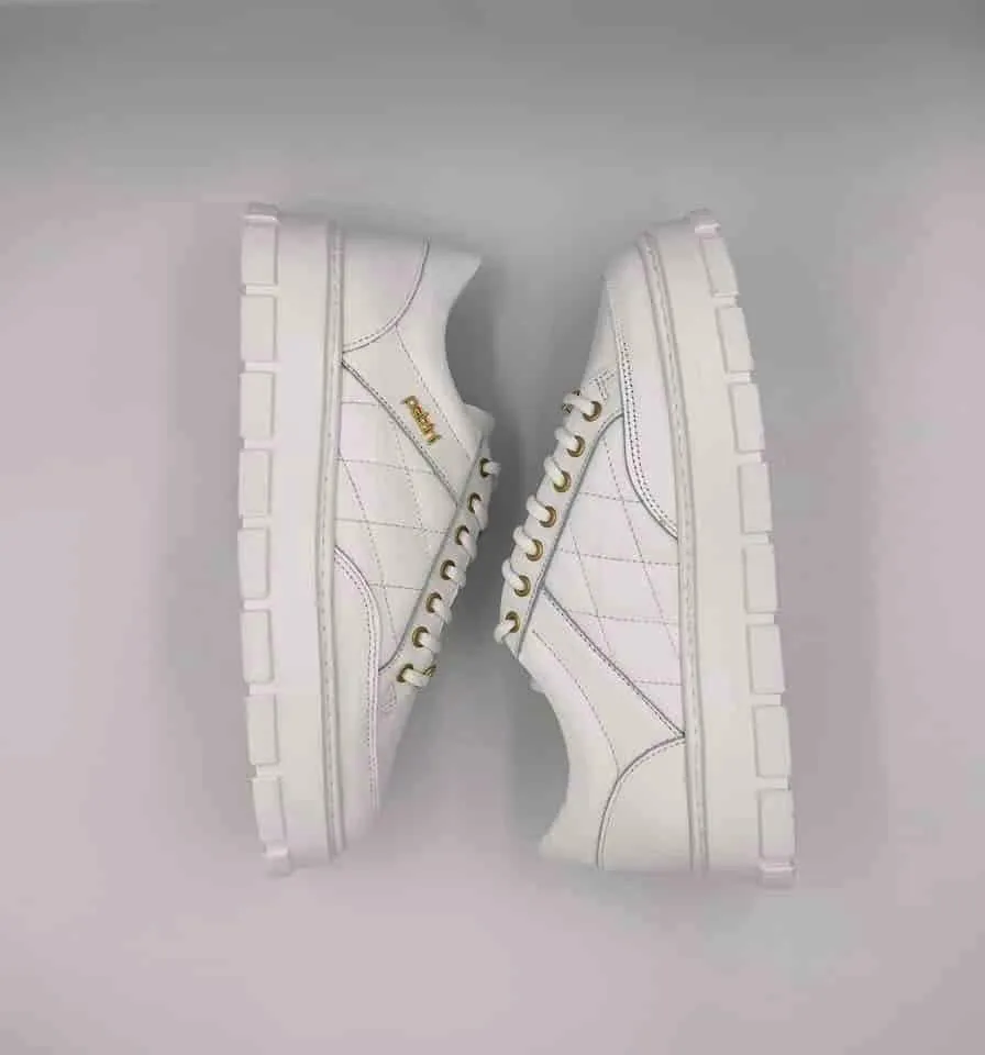 “LUXOR” LOW-TOP SNEAKER IN WHITE LEATHER WITH THICK SOLE