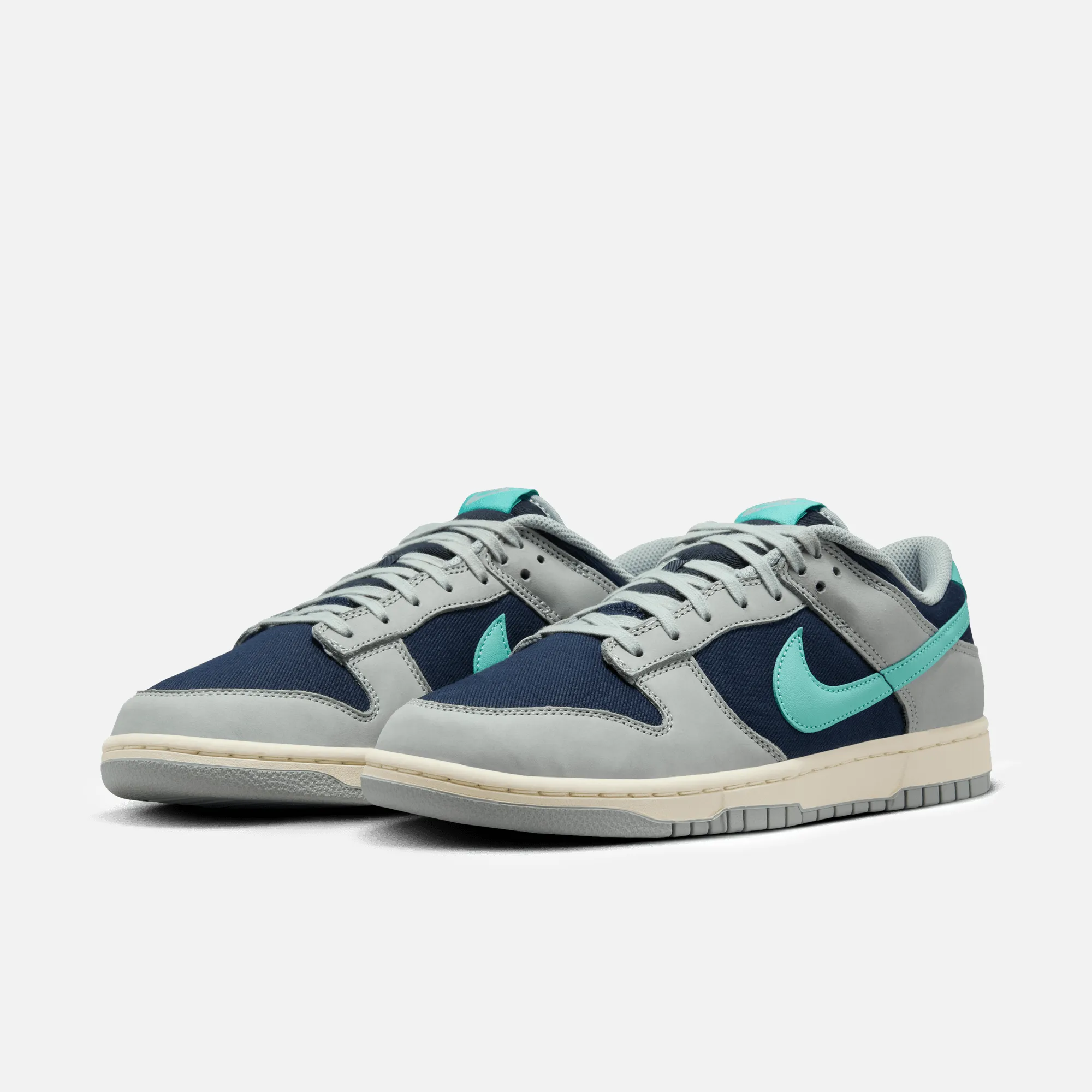 Nike Dunk Low Dark Obsidian Green Frost